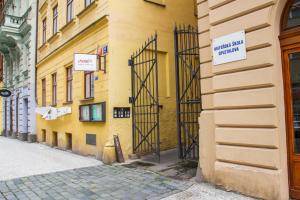 Budova, v ktorej sa hostel nachádza