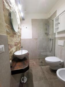 Kúpeľňa v ubytovaní Appartamento Antica Assisi + 20 fotografií