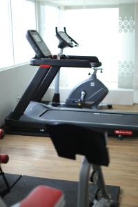 Fitness centrum a/nebo fitness zařízení v ubytování Solia Zigna Kampung Batik Laweyan
