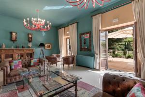 Istumisnurk majutusasutuses Villa Campomaggio Resort & SPA
