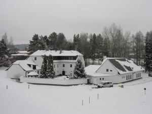 Hotel a Hostinec Tálský mlýn v zime