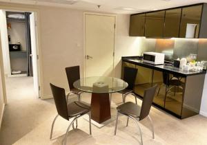 Η κουζίνα ή μικρή κουζίνα στο Cosmo Hotel Hong Kong