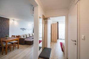 Posedenie v ubytovaní Cadet 505 - Panorámás Balaton-parti Apartman