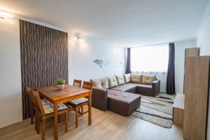 Posedenie v ubytovaní Cadet 505 - Panorámás Balaton-parti Apartman