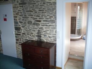 Koupelna v ubytování Chambres D'hôtes au Saint Avit
