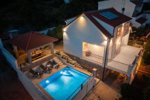 Bazén v ubytování Villa Pomalo nebo v jeho okolí
