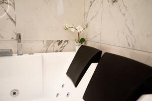 Kúpeľňa v ubytovaní LA DOLCE VITA ROOMS