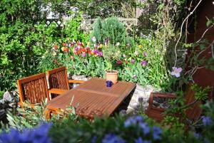 Ein Garten an der Unterkunft Atlantic Hotel Garni