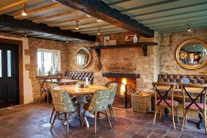 Restaurant o un lloc per menjar a The Horse And Groom Inn