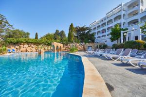 Gallery image of OLA Apartamentos Cala d'Or in Cala d&acute;Or