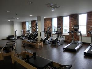 Fitness centrum a/nebo fitness zařízení v ubytování Penzion s wellness Uherské Hradiště