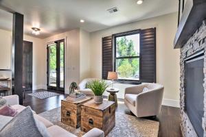 Gallery image of Chic Fort Collins Abode Less Than 1 Mi to Old Town! in Fort Collins