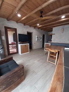 A kitchen or kitchenette at Villa Michela