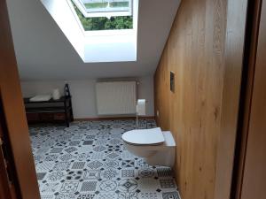 Łazienka w obiekcie CYPRYS apartamenty dla rodzin z Dziećmi Władysławowo