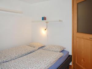 Posteľ alebo postele v izbe v ubytovaní Holiday Home Rustico Enrico by Interhome