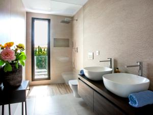 Kúpeľňa v ubytovaní Villa El Refugio by Interhome