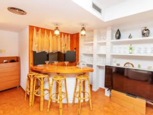 Fotografia z galérie ubytovania Apartment Porta de Golf AI by Interhome v destinácii Pals