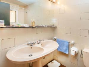 Fotografie z fotogalerie ubytování Apartment Porta de Golf AI by Interhome v destinaci Pals