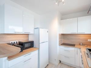 Kuchyň nebo kuchyňský kout v ubytování Apartment Port Haliguen Plaisance-1 by Interhome + 13 fotografií