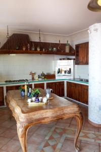 Η κουζίνα ή μικρή κουζίνα στο Holiday Home La dea della stella polare by Interhome