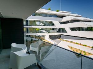Balkón alebo terasa v ubytovaní Apartment Fenyves by Interhome