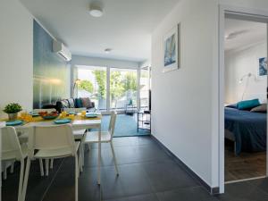 Posedenie v ubytovaní Apartment Fenyves by Interhome