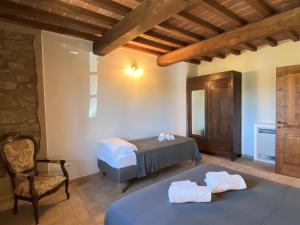 A bed or beds in a room at Apartment Libertas by Interhome