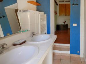 Kúpeľňa v ubytovaní Holiday Home Fiore by Interhome