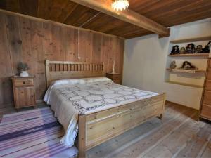 Posteľ alebo postele v izbe v ubytovaní Holiday Home Rustico Olmo by Interhome