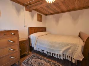 Posteľ alebo postele v izbe v ubytovaní Holiday Home Rustico Olmo by Interhome