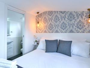 Posteľ alebo postele v izbe v ubytovaní Holiday Home Relais Cacace by Interhome