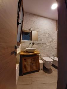 A bathroom at Villa Michela Még 31 kép