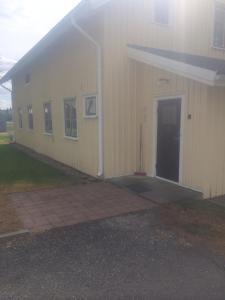 Budova, kde se apartmán nachází + 3 fotografie