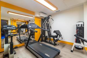Fitness centrum a/nebo fitness zařízení v ubytování Hotel Salvan
