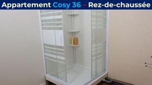 Salle de bains dans l'établissement Appartement Cosy 36 Salins les Bains