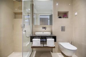 Bilik mandi di Hotel Ambasador - Liburnia