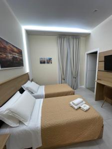 Gallery image of VICTORIA HOTEL B&B in Naples