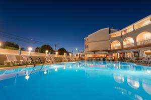 Foto sihtkohas Roda asuva majutusasutuse Aphrodite Beachfront Hotel, Roda galeriist