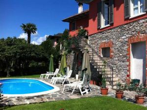 Πισίνα στο ή κοντά στο Domus Cusiana complesso vista lago e piscina +15 φωτογραφίες