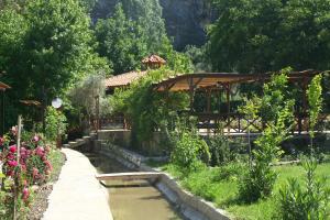 Gallery image of Uyku Vadisi Hotel in Ağaçlıhüyük