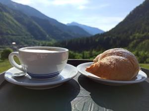 Nespecifikovaný výhled na hory nebo výhled na hory při pohledu z hotelu