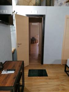 Кухня или мини-кухня в LA DIMORA DEL PRINCIPE-Loft
 +23 фотографии