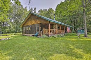 Gallery image of Scenic Cabin on 2 Acres Near Lake Holcombe Marina! in Holcombe