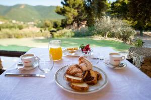 Možnosti raňajok pre hostí v ubytovaní Albergo Fontanelle