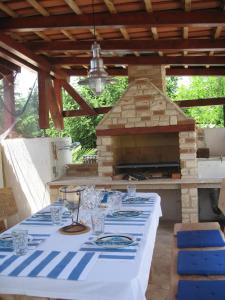 Zdjęcie z galerii obiektu Holiday Home Enisa w mieście Vabriga