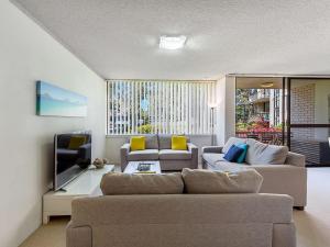 Area soggiorno di Magnus Gardens 4 beautiful air conditioned unit with filtered water views and Wi-Fi