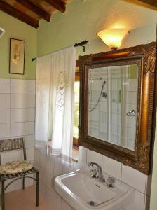 A bathroom at Podere Patrignone