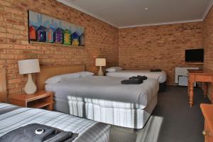 Wonthaggi Motel客房内的一张或多张床位