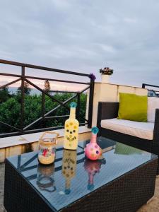 Rõdu või terrass majutusasutuses Wonderland