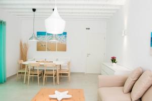 Posedenie v ubytovaní Nireas Apartments Mykonos Downtown